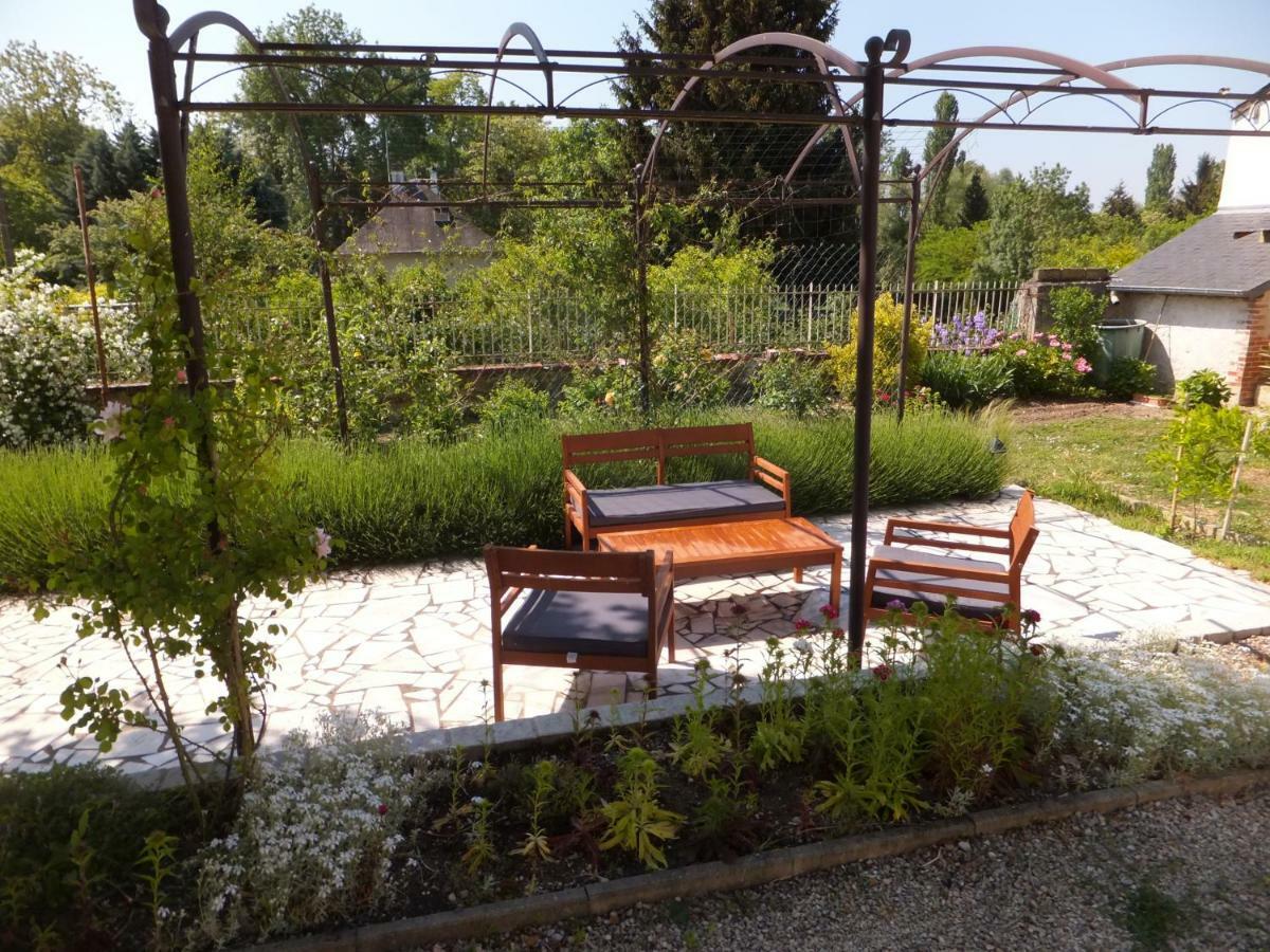 Les 4 Vents Hotel Vineuil  Exterior photo