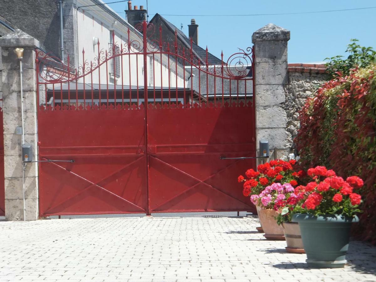 Les 4 Vents Hotel Vineuil  Exterior photo